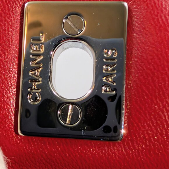 Chanel Rare Red 17b Classic Medium Quilted Lambskin Double Flap Bag - Picture 16 of 16